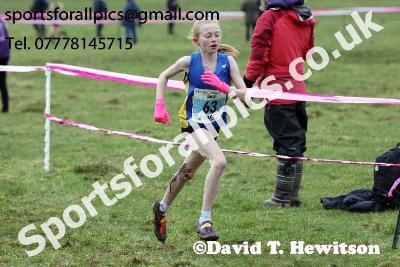 Girls under-13s, Start Fitness NEHL, Thornley Hill Farm, Peterlee, County Durham. Photo: David T. Hewitson/Sports for All Pics